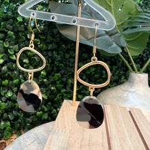 Load image into Gallery viewer, Quinn Earrings