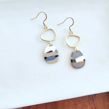 Load image into Gallery viewer, Quinn Earrings