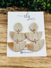 Load image into Gallery viewer, Elsie Earrings