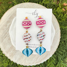 Load image into Gallery viewer, Christmas Bulb Earrings