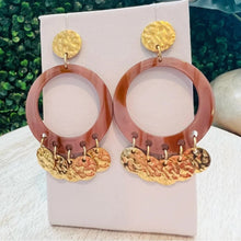 Load image into Gallery viewer, Amber Earrings