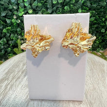 Load image into Gallery viewer, Amber Sceats Reese Stud Earrings