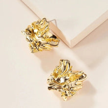 Load image into Gallery viewer, Amber Sceats Reese Stud Earrings