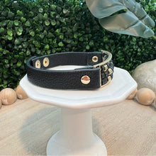 Load image into Gallery viewer, Black and Gold Beaded Bracelet