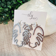 Load image into Gallery viewer, Leaf Hoops - Silver