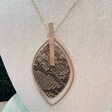 Load image into Gallery viewer, New Gold Tone Pointed Oval Pendent Necklace Set