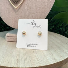 Load image into Gallery viewer, New Gold Tone Pointed Oval Pendent Necklace Set