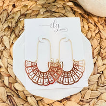 Load image into Gallery viewer, Filigree Earrings