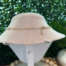 Load image into Gallery viewer, Golden Laurel Chain Necklace