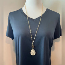 Load image into Gallery viewer, Long Tear Drop Pendant Necklace Set